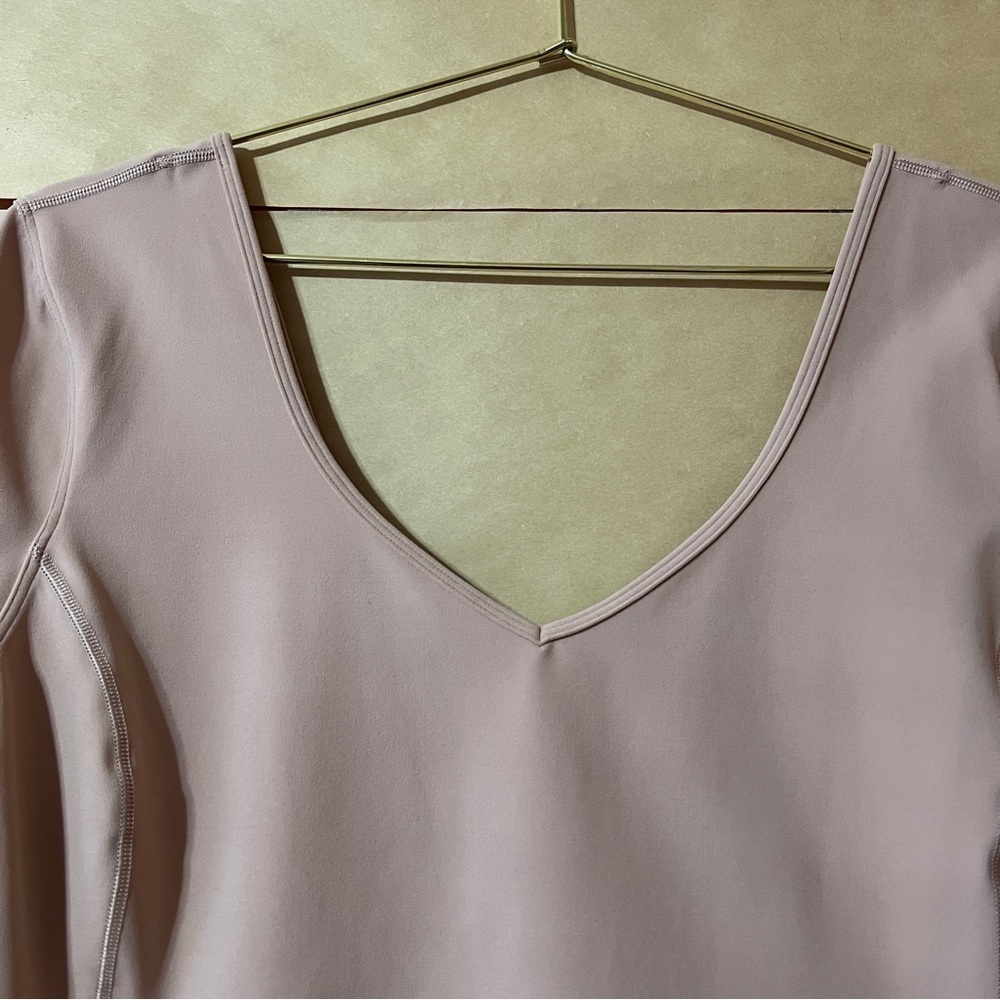 Lululemon | Align T-Shirt V-Neck Nulu Crop Top Short Sleeve Pink Clay Size 10 - Picture 4 of 9